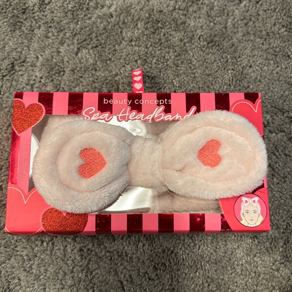 Makeup/skincare headband